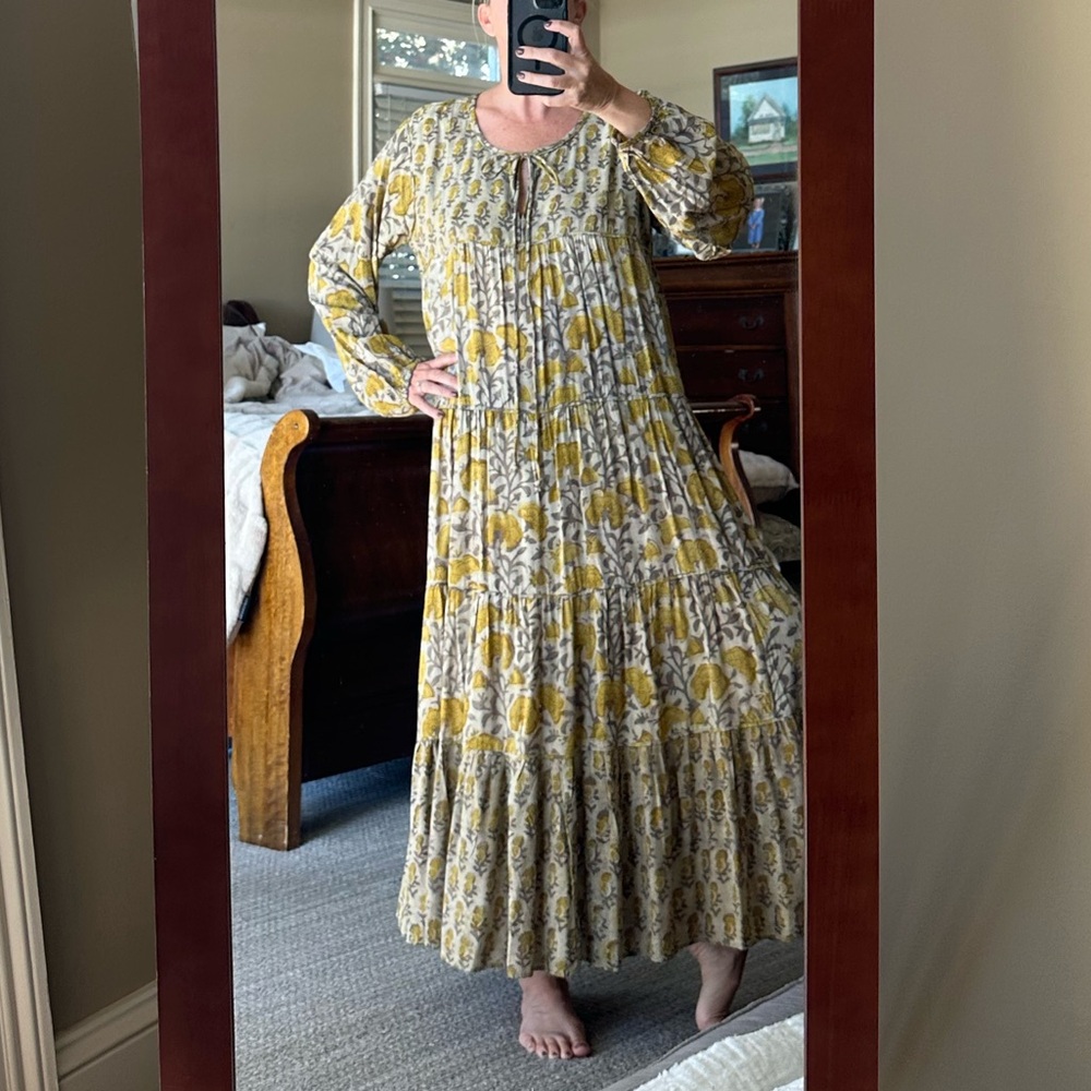 Maelu long dress.